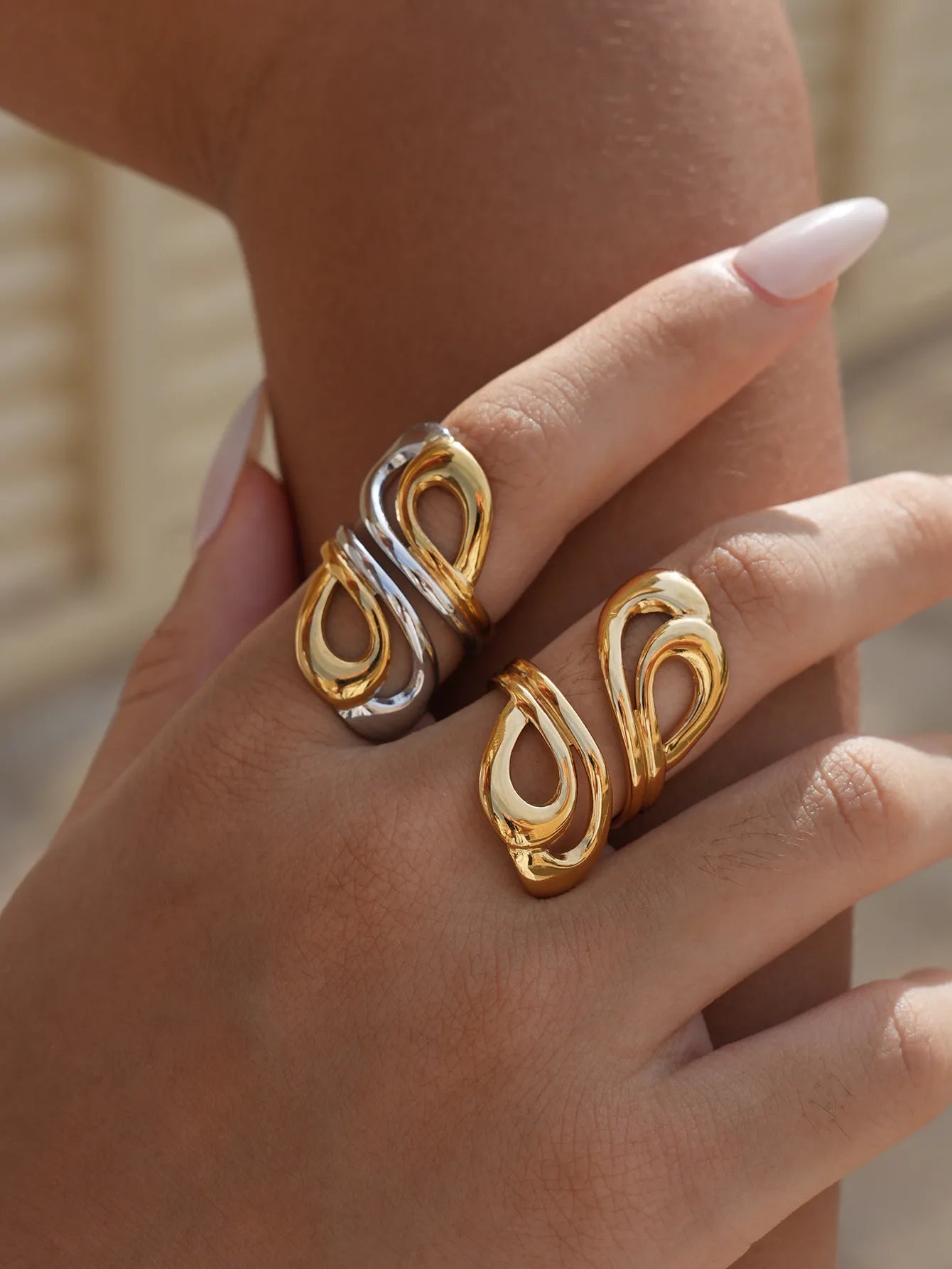 Fashionable Simple 18K Gold Plated Stainless Steel Adjustable Ring