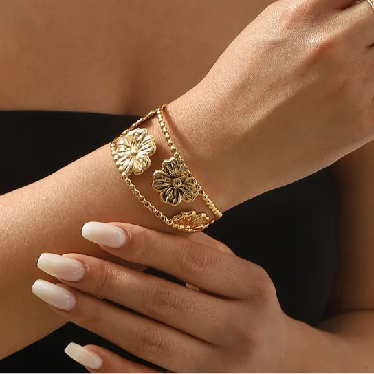 Flower Bangle Classic Style 304 Stainless Steel 18K Gold Plated Bangle