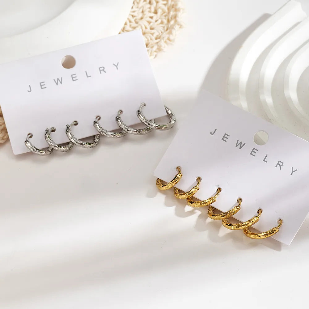 Embossed Shiny 18K Gold Plated and 304 Stainless Steel Hoop Earring