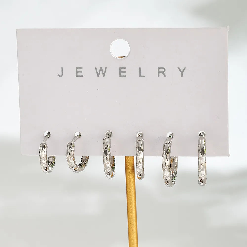 Embossed Shiny 18K Gold Plated and 304 Stainless Steel Hoop Earring