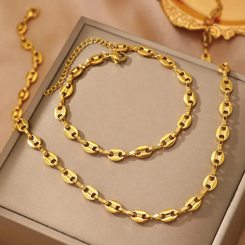 Pig Nose Necklace Casual Style Coffee Beans 304 Stainless Steel 18K Gold Plated Plating Coffee Bean Chain Jewelry