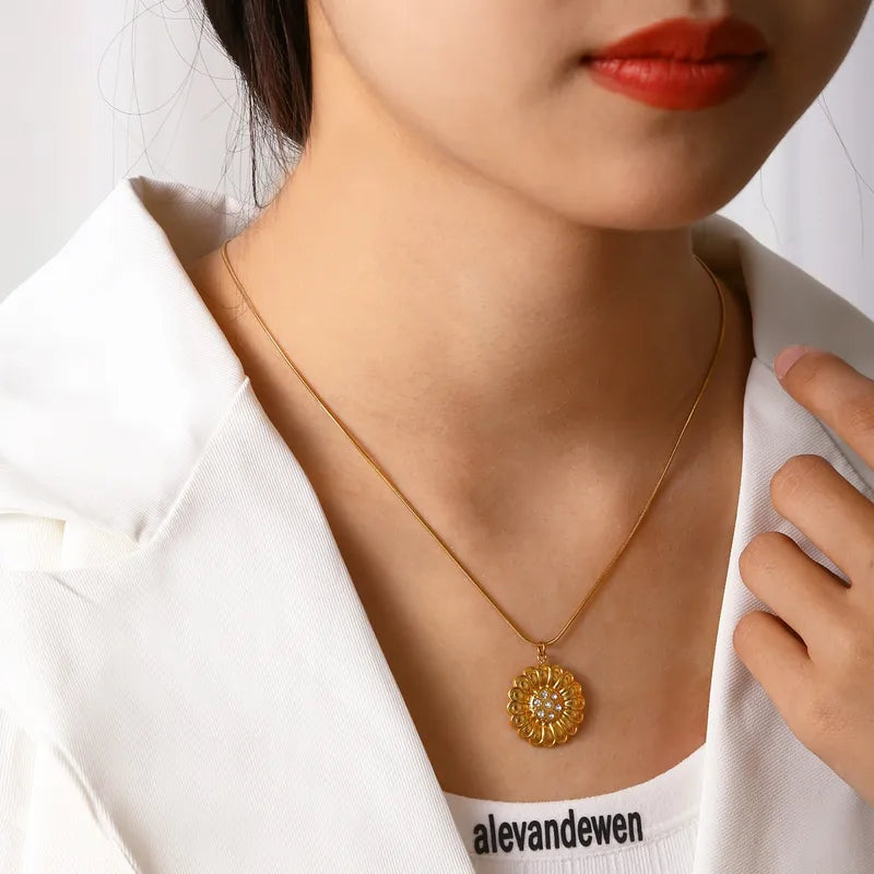 Pollen Flower Elegant 304 Stainless Steel 18K Gold Plated Cable Chain Pendant Necklace