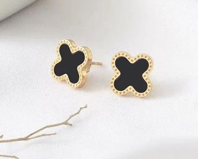 Simple Style Classic Style  Solid Color Plating Stainless Steel 18K Gold Plated Ear Studs